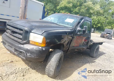 2001 Ford F-350 from USA, damaged, VIN 1FTSF31S11ED46457